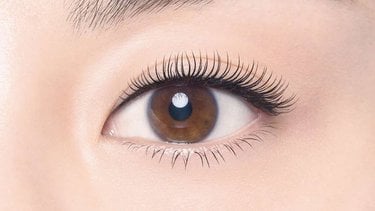 Voluminous Look with Maybelline Hypercurl Mascara
