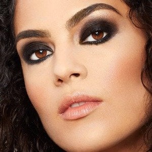 7 Tips For Smokey Eye Makeup - Maybelline India