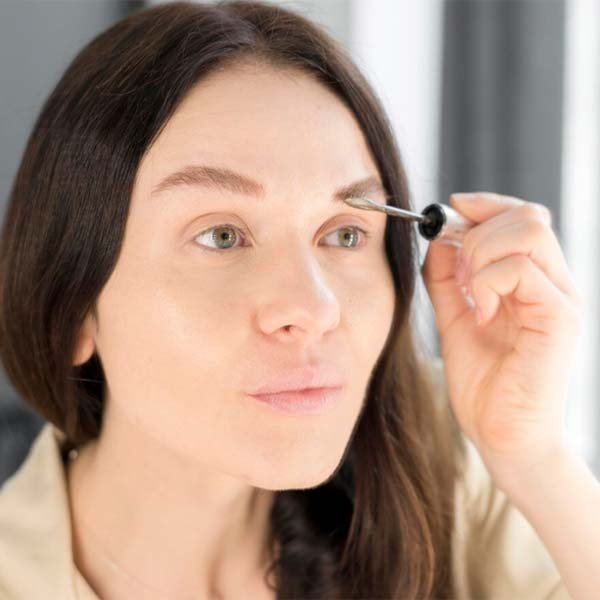 Fix Asymmetrical Brows | Maybelline India