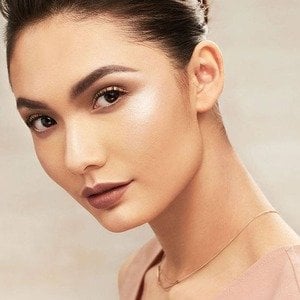 How To Apply Concealer   Maybelline India