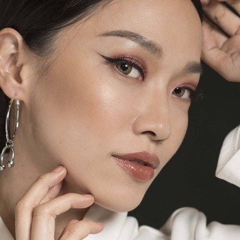 Tips To Make Your Liquid Foundation Long-Lasting During Summer - Maybelline India