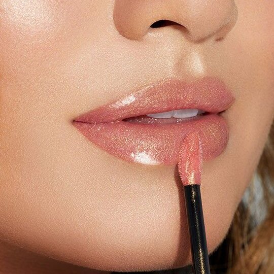 black saree makeup look