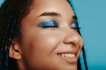 Celebrate Diwali with Stunning Eye Makeup Looks - Maybelline India