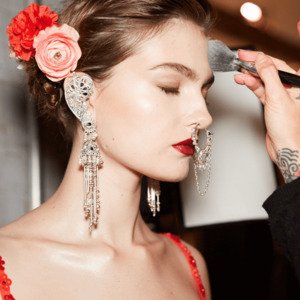Navratri Makeup Look   Maybelline India