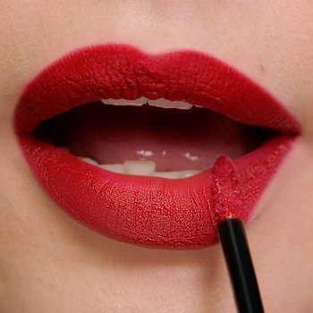 Makeup With Red Lipstick - Maybelline India