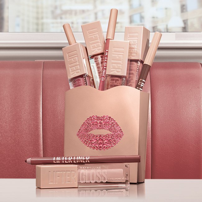 Lip liner and Lip Gloss